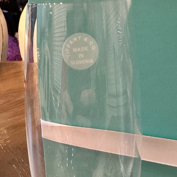 Tiffany & Co. Crystal champagne flutes with White Ribbon and Box - Picture 4 of 12
